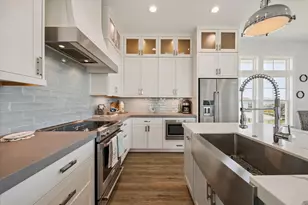 2012 Laguna Harbor Cove Blvd, Port Bolivar, TX 77650 - Photo 10