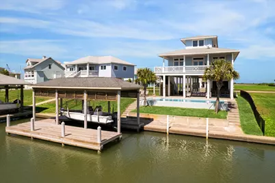 2012 Laguna Harbor Cove Boulevard, Port Bolivar, TX 77650 - Photo 1