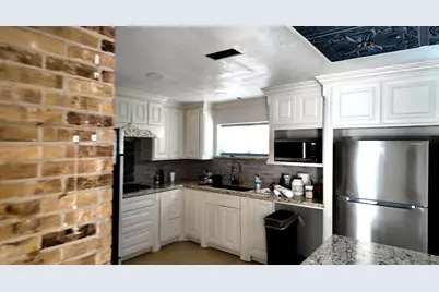 4870 Corley Street, Beaumont, TX 77707 - Photo 2