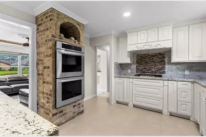 4870 Corley Street, Beaumont, TX 77707 - Photo 12