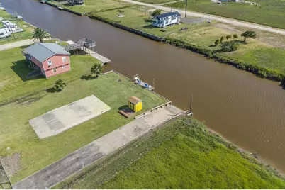 683 Hall Road, Sargent, TX 77414 - Photo 10