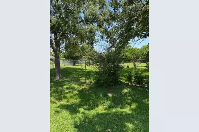434 S Shady Lane, La Porte, TX 77571 - Photo 12