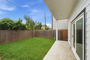 414 E 34th St, Houston, TX 77018 - Photo 6