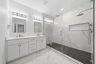 414 E 34th St, Houston, TX 77018 - Photo 14