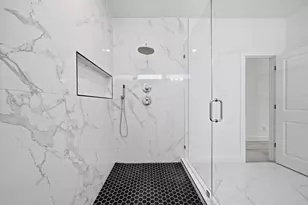 414 E 34th St, Houston, TX 77018 - Photo 16