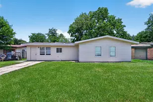 3408 Palm Ave, Texas City, TX 77590 - Photo 2