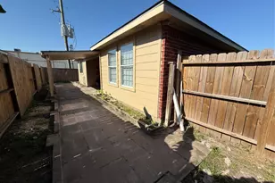 8131 Golden Trace Ct, Houston, TX 77083 - Photo 30
