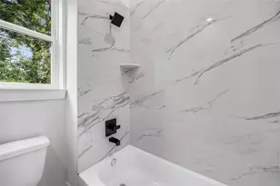 891 Lucky St, Houston, TX 77088 - Photo 22