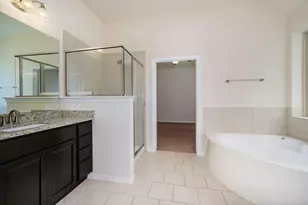 15 Sawbridge Cir, Spring, TX 77389 - Photo 12