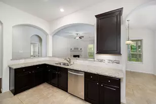 15 Sawbridge Cir, Spring, TX 77389 - Photo 8