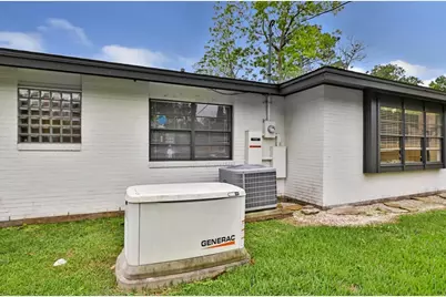 22 Sherwood Street, Dayton, TX 77535 - Photo 10