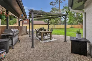 22 Sherwood St, Dayton, TX 77535 - Photo 6