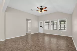 5035 Blue Spruce Hill St, Humble, TX 77346 - Photo 4