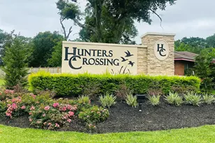 487 Hunters Xing Dr, Sealy, TX 77474 - Photo 10