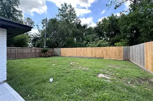 4519 Oak Shadows Dr, Houston, TX 77091 - Photo 18