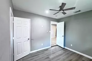 4519 Oak Shadows Dr, Houston, TX 77091 - Photo 12
