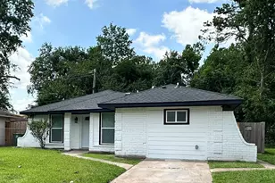 4519 Oak Shadows Dr, Houston, TX 77091 - Photo 2