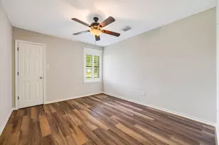 1506 Freedonia Dr, Houston, TX 77055 - Photo 22