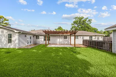 1506 Freedonia Drive, Houston, TX 77055 - Photo 26