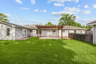 1506 Freedonia Dr, Houston, TX 77055 - Photo 26