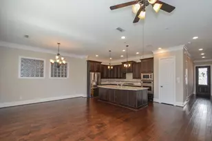 1110 Oakwood Pass, Houston, TX 77043 - Photo 20