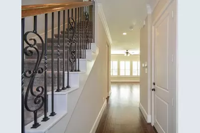 1110 Oakwood Pass, Houston, TX 77043 - Photo 18