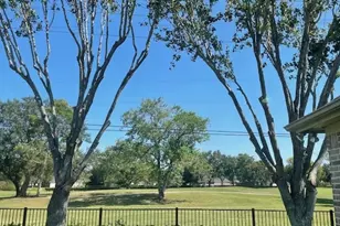 1110 Oakwood Pass, Houston, TX 77043 - Photo 32