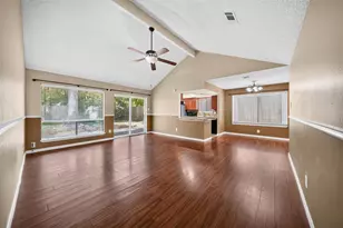 9634 Magnolia Ridge Dr, Houston, TX 77070 - Photo 4