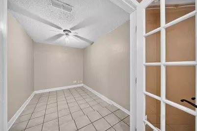9634 Magnolia Ridge Drive, Houston, TX 77070 - Photo 12