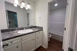 1231 Sycamore Ave, Huntsville, TX 77340 - Photo 12