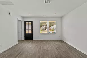 11938 Detar Ct, Willis, TX 77378 - Photo 6