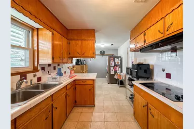 2514 16th Avenue N, Texas City, TX 77590 - Photo 10