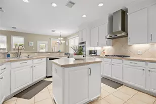 606 Biscayne Bend Ln, League City, TX 77573 - Photo 22