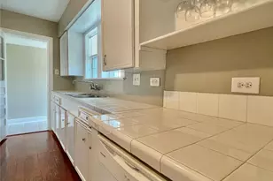 846 W 43rd St, Houston, TX 77018 - Photo 8