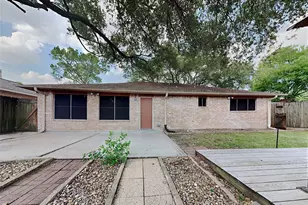 16418 Forest Bend Ave, Friendswood, TX 77546 - Photo 16