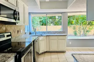 7627 Candlegreen Ln, Houston, TX 77071 - Photo 24