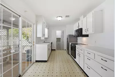 304 Baker Drive, Tomball, TX 77375 - Photo 14