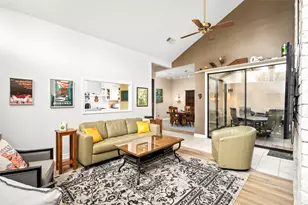 9403 Denbury Way, Houston, TX 77025 - Photo 10