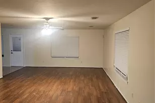 5910 Minor St, Houston, TX 77085 - Photo 4