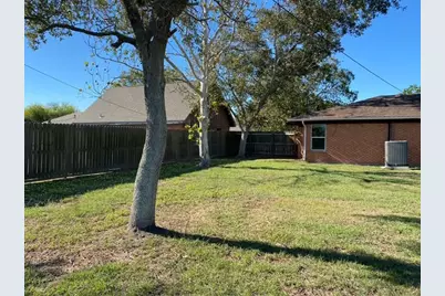 2202 Larry Drive, Port Lavaca, TX 77979 - Photo 22