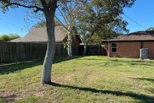 2202 Larry Dr, Port Lavaca, TX 77979 - Photo 22