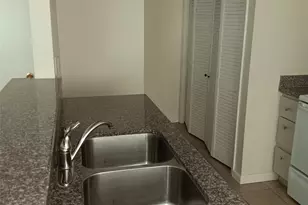 5650 Birchmont Dr, Houston, TX 77091 - Photo 6