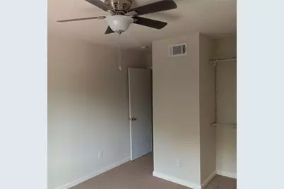 5650 Birchmont Drive #C, Houston, TX 77091 - Photo 10