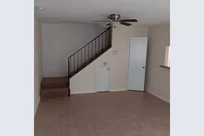 5650 Birchmont Drive #C, Houston, TX 77091 - Photo 2