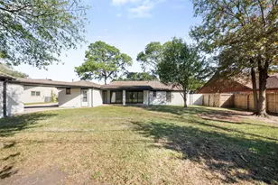 5117 Ashwood Dr, Baytown, TX 77521 - Photo 42