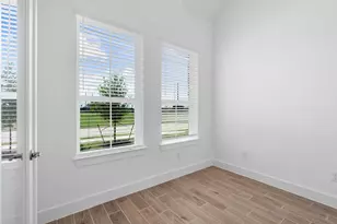 11806 Salty Bnd Dr, Mont Belvieu, TX 77523 - Photo 4