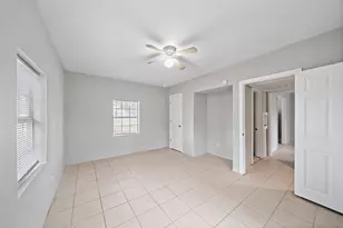 818 3rd Ave N, Texas City, TX 77590 - Photo 6