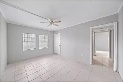 818 3rd Avenue N #28, Texas City, TX 77590 - Photo 4