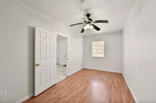 214 Schilling St, Baytown, TX 77520 - Photo 24