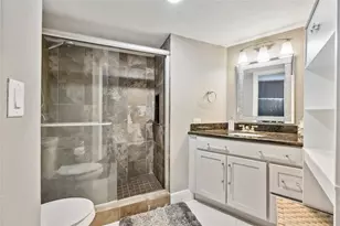 3525 Sage Rd, Houston, TX 77056 - Photo 14